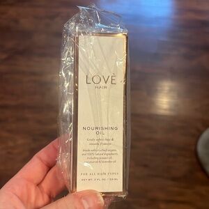 Love hair nourishing oil-SOLD